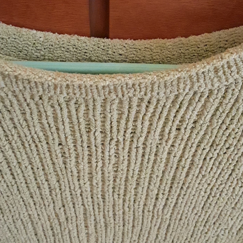 Sweater - Picture 2 of 5